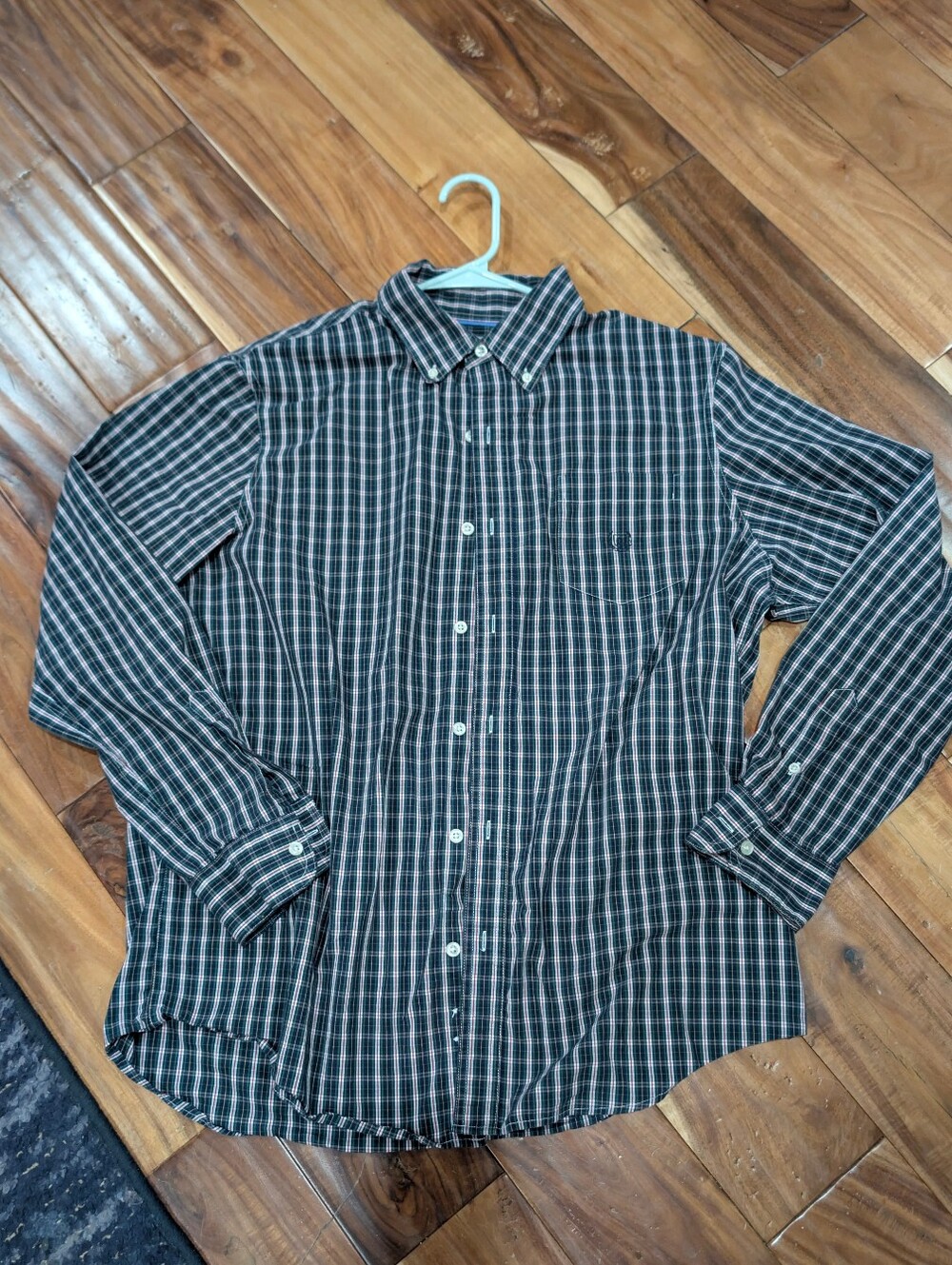 Chaps Men's Plaid Button-Down Shirt